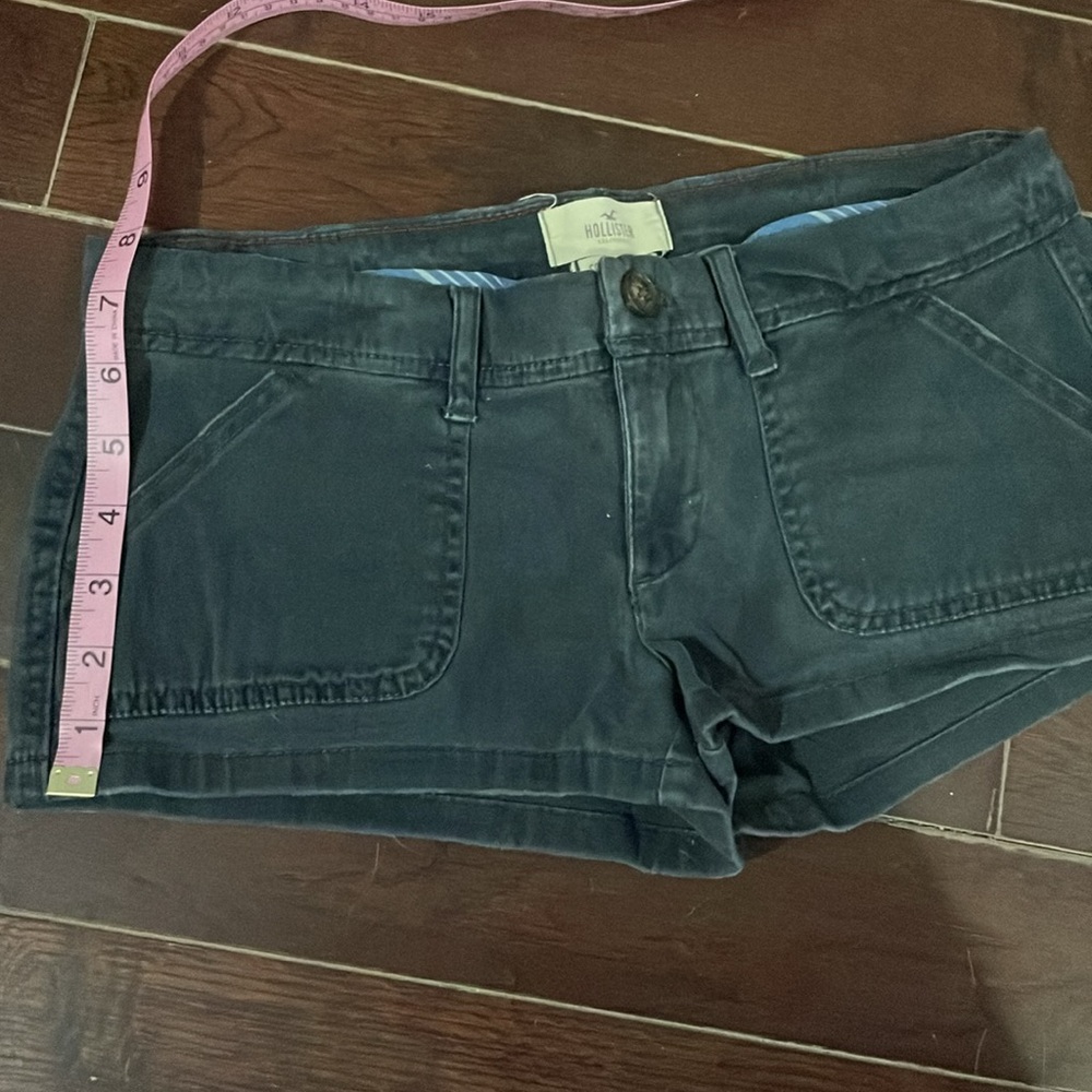Hollister Navy Shorts - Picture 5 of 5